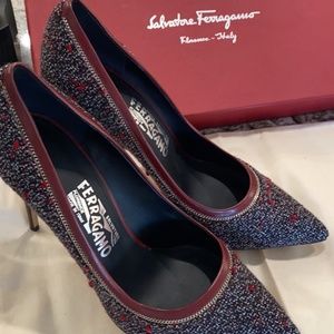 Salvatore Ferragamo heels size 9 New